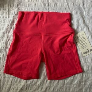 NWT Lululemon Align HR short 6” in lip gloss - size 6